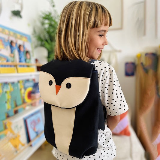 DAVID PIGÜINO BABY AND CHILDREN'S BACKPACK